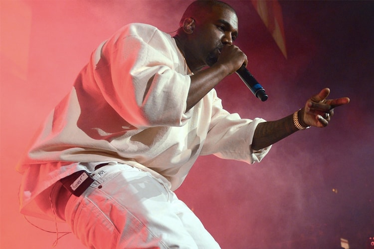 adidas YEEZY 洞洞鞋款 Foam Runner 全新配色率先曝光