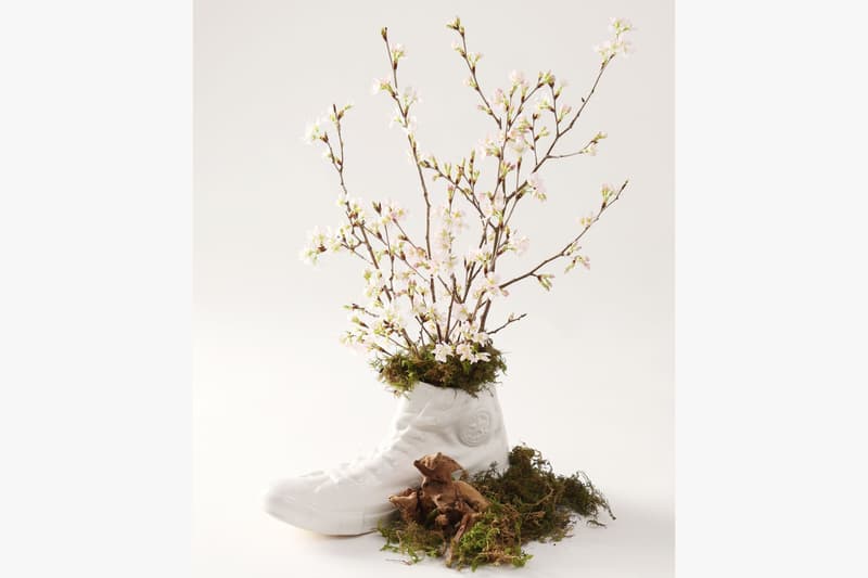鞋の花藝-Converse Tokyo x Ceramic Japan x .blink 推出全白色 All Star 花瓶