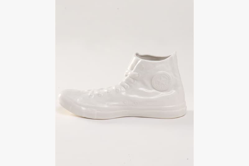 鞋の花藝-Converse Tokyo x Ceramic Japan x .blink 推出全白色 All Star 花瓶
