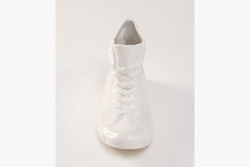鞋の花藝-Converse Tokyo x Ceramic Japan x .blink 推出全白色 All Star 花瓶