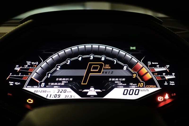 無上樂趣-HYPEBEAST 實測體驗 Lamborghini Huracán EVO Spyder 開篷超跑