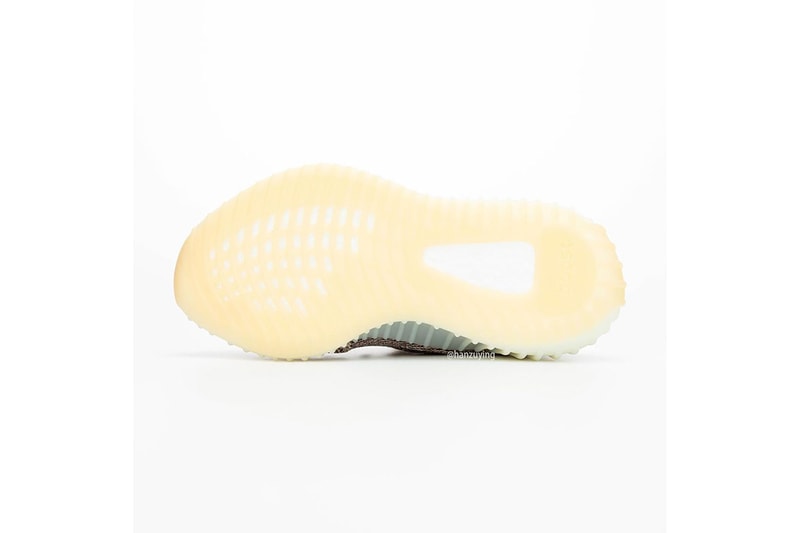 率先預覽 YEEZY BOOST 350 V2 最新配色「ZYON」