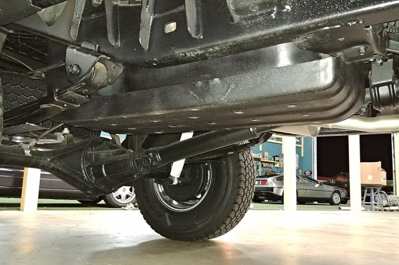 逼近《回到未來》原版 − 1985 Toyota SR5 貨卡全新改裝款式現正進行拍賣