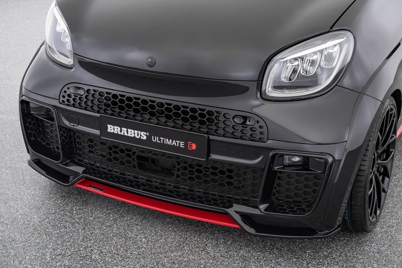 迷你黑魂 − Brabus 打造 Smart EQ Fortwo Cabrio 全新改裝車型