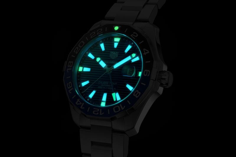 TAG Heuer 推出全新「Batman」配色 Aquaracer GMT 手錶