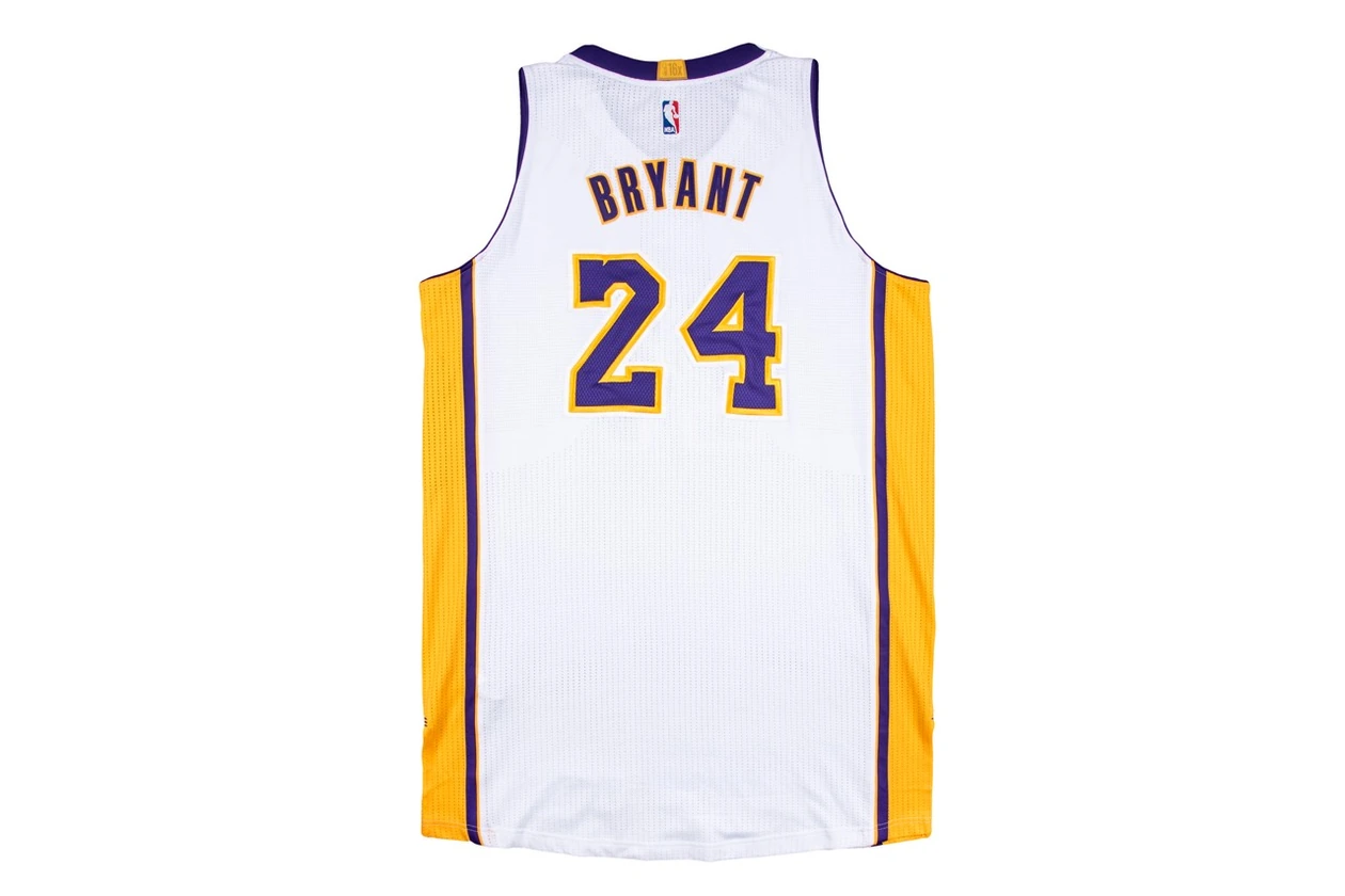 罕有 Kobe Bryant 紀念物品即將登陸《Hall of Fame Announcement》拍賣會