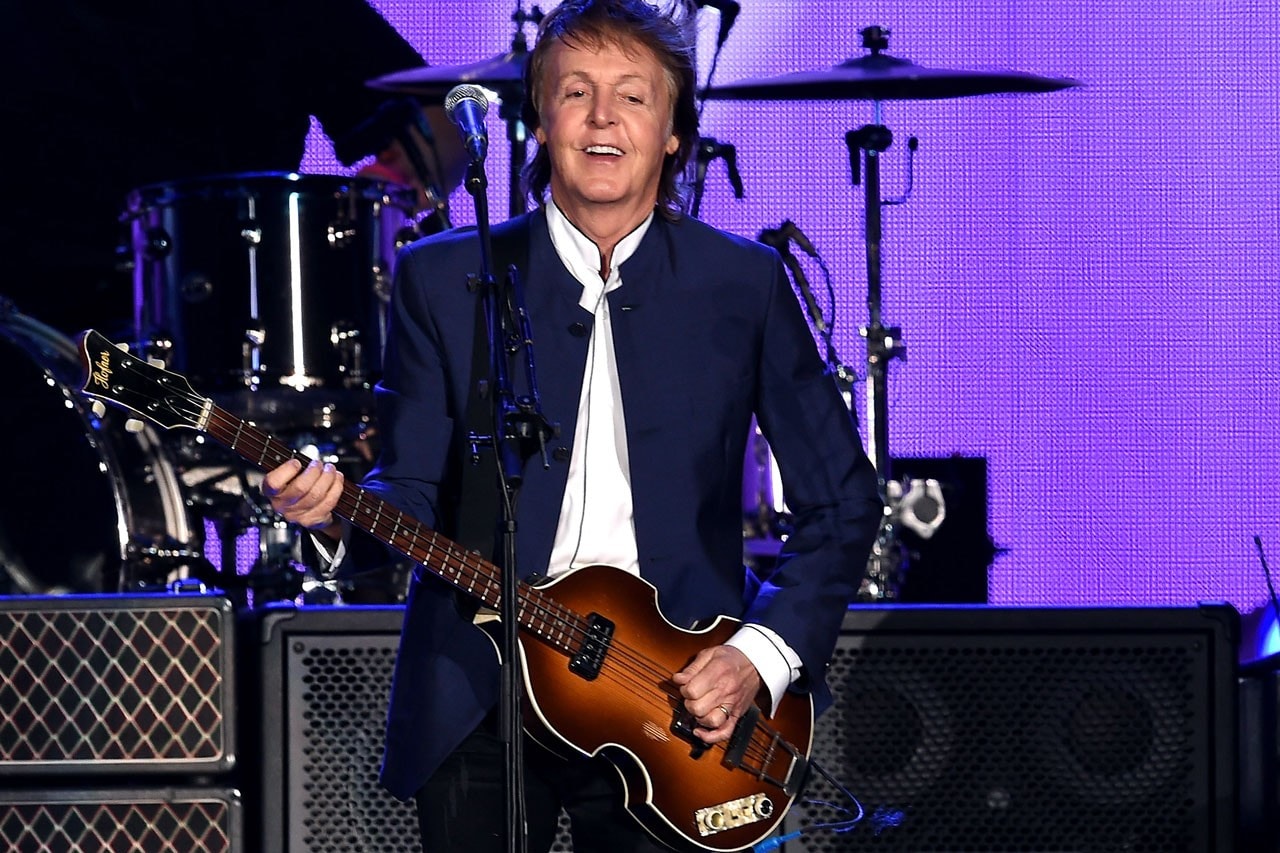 Paul McCartney 撰寫之經典名曲《Hey Jude》手寫歌詞以近百萬美元正式賣出