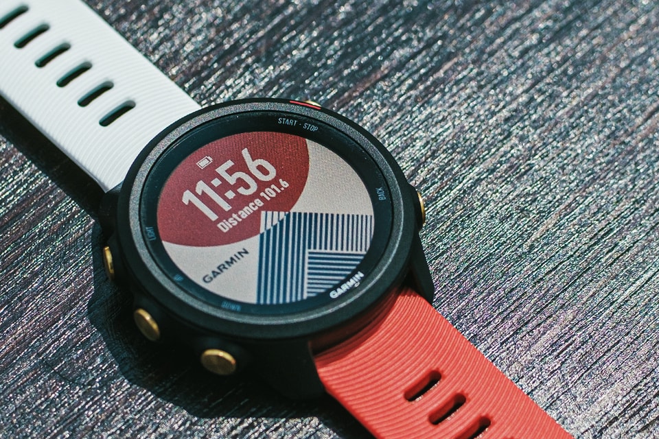 專屬富士山錶面 Garmin 推出全新日本版forerunner 245 Music 錶款 Hypebeast