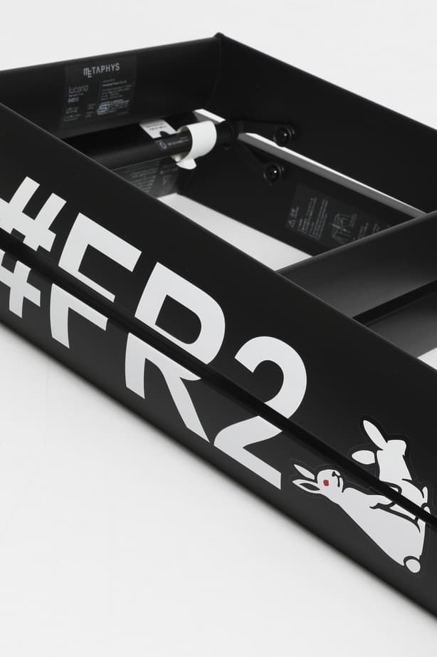 潮流的階梯-Fxxking Rabbits 聯乘日本長谷川工業 Lucano 腳踏梯