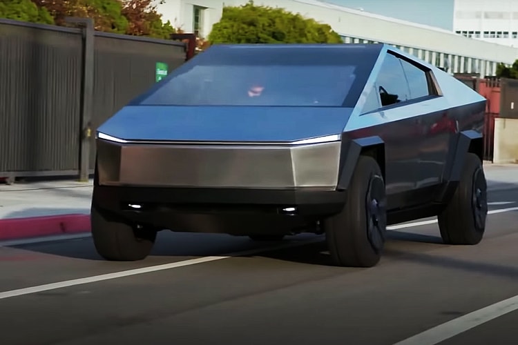 Jay Leno 與 Elon Musk 實測 Tesla 話題貨卡車 Cybertruck