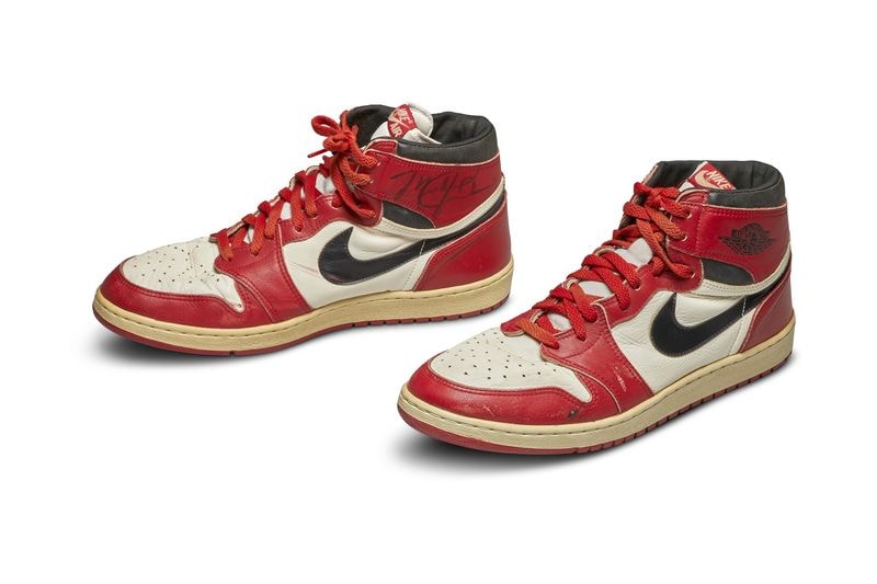 何謂天價？Michael Jordan 元年着用 Air Jordan 1 籃球鞋成交拍賣