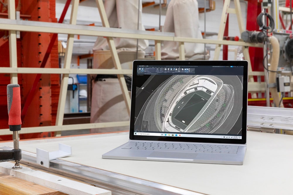 Microsoft 正式發佈 Surface 全系列電腦及配備
