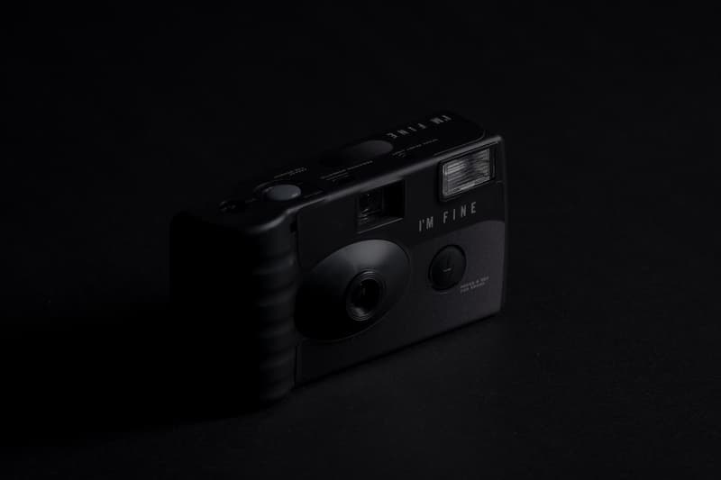 NINM Lab 推出「I'M FINE」黑白菲林單次用相機 DAWN