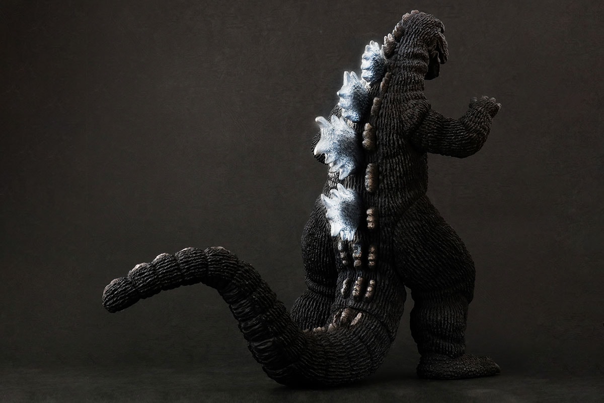 Bandai 復刻推出 1975 年東寶版本 Godzilla 模型開放預訂