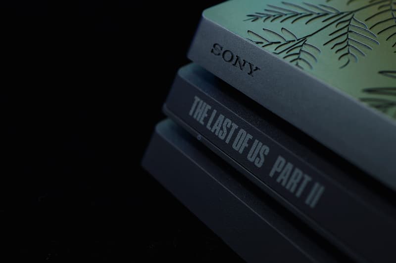 搶先近賞 Sony PlayStation®4《The Last of Us™ Part II》限定版套裝