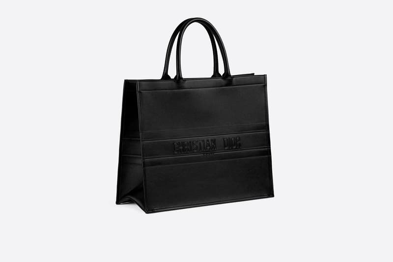 Dior 人氣包款 Book Tote 推出全新黑魂版本