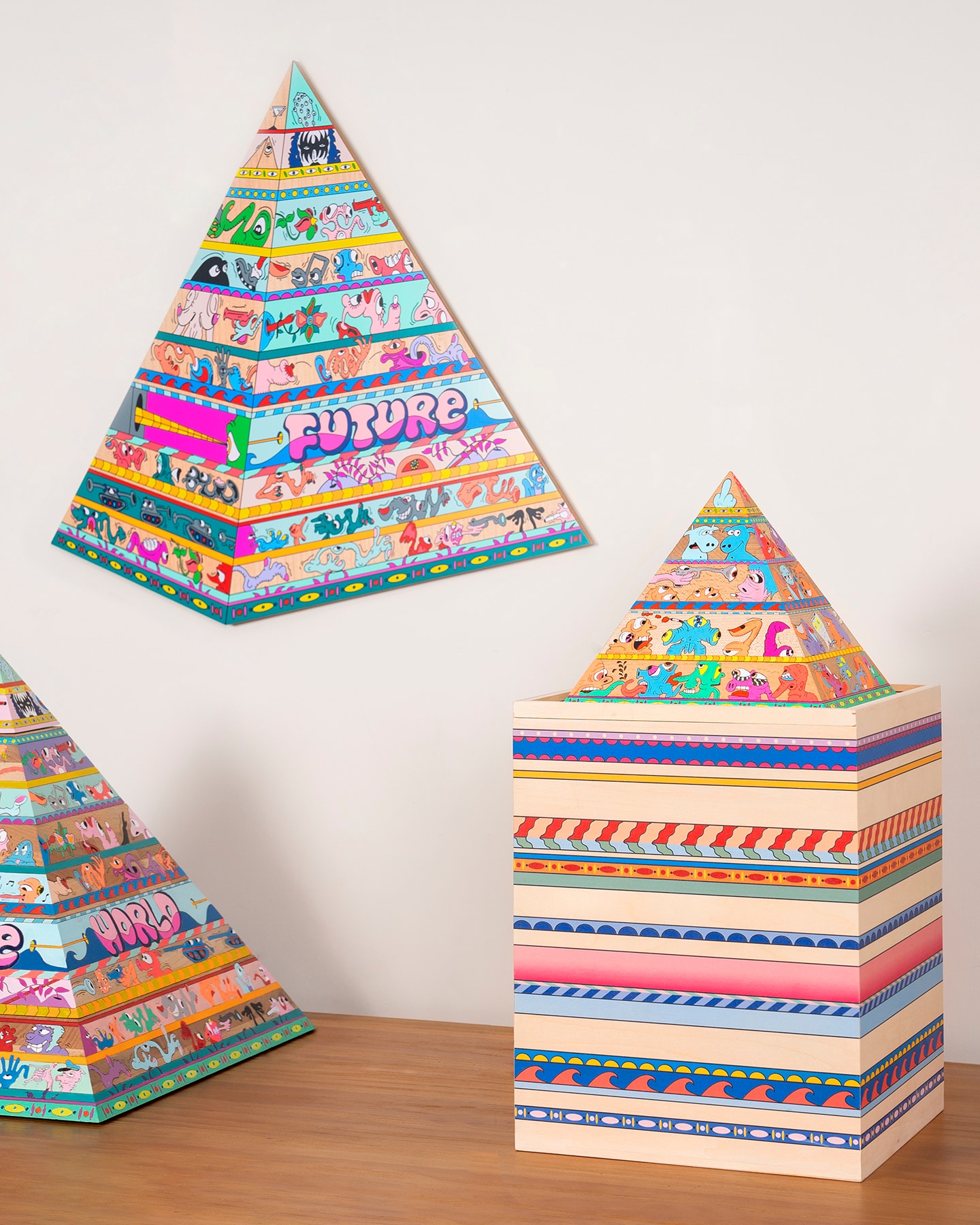 紐約藝術家 Erik Parker 再度攜手 AllRightsReserved 推出原木金字塔及版畫