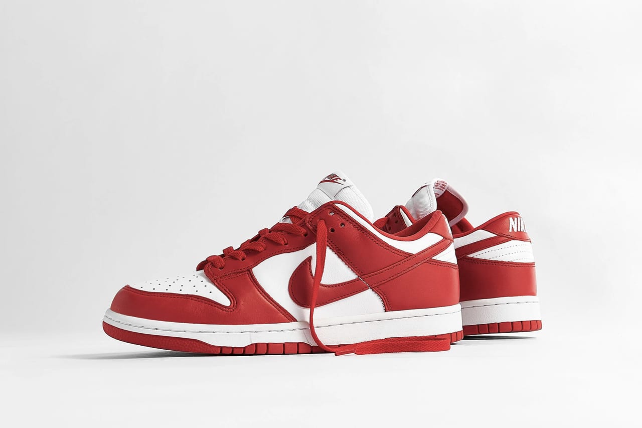 nike red low dunks