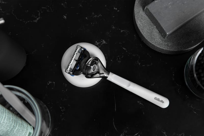 時尚色調注入－Gillette 推出 Fusion5™ ProGlide 系列鋼琴白限量版剃鬚刀