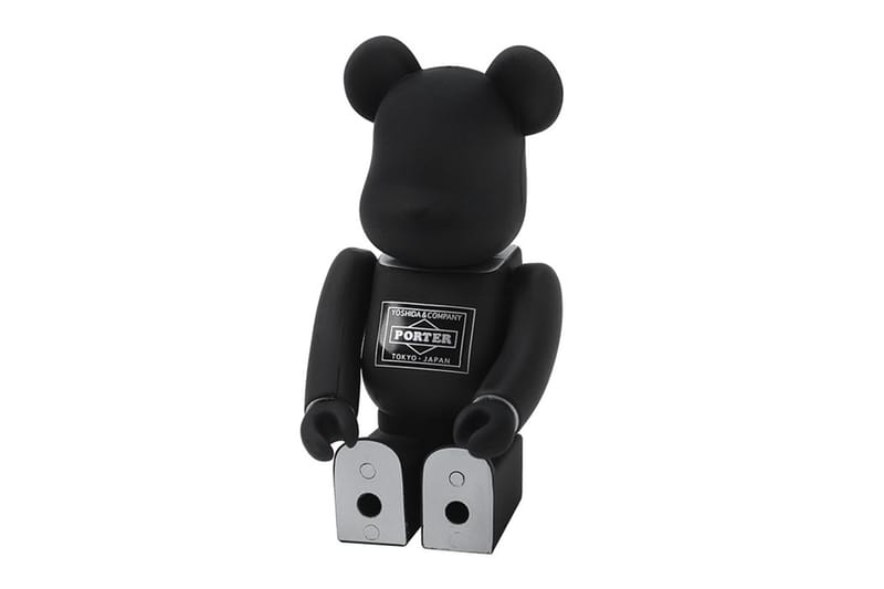 PORTER x Medicom Toy 打造黑魂 BE@RBRICK 玩偶