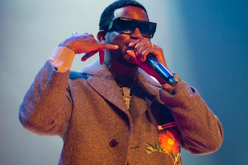 Gucci Mane 展示 $25 萬美元鑲鑽牙齒瓷貼片