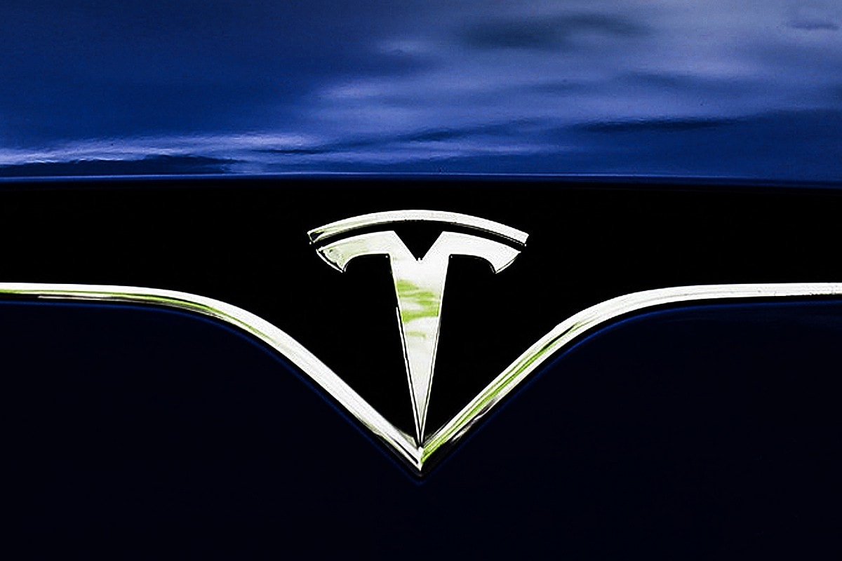 Tesla 連續 4 季盈利再超市場預期