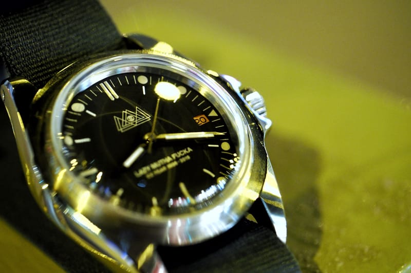 LMF "XX" YEAR 聯乘 WMT 推出別注 Royal Marine 1950 腕錶