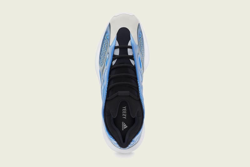 adidas YEEZY 700 V3 最新配色「Arzareth」官方圖輯正式曝光