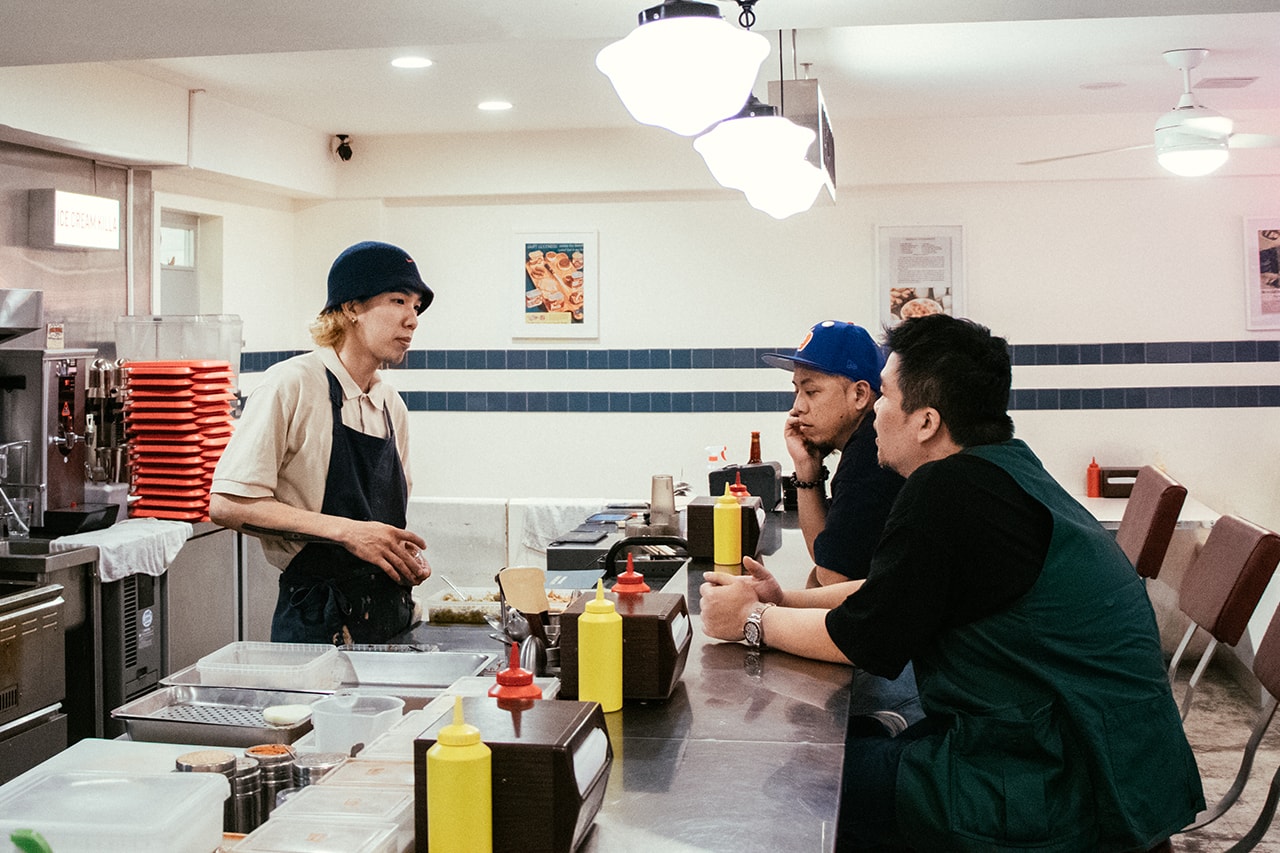 在「灶腳」開的演唱會:《Cook the Vibe 顏社煮場秀》|HYPEBEAST Eats