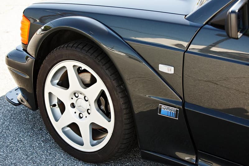 稀有 1990 年式樣 Mercedes-Benz 190E 2.5-16 Evolution II 展開拍賣