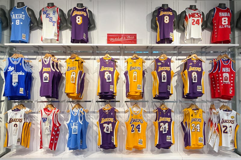 Mitchell & Ness 完整補貨傳奇球星 Kobe Bryant 歷年球衣