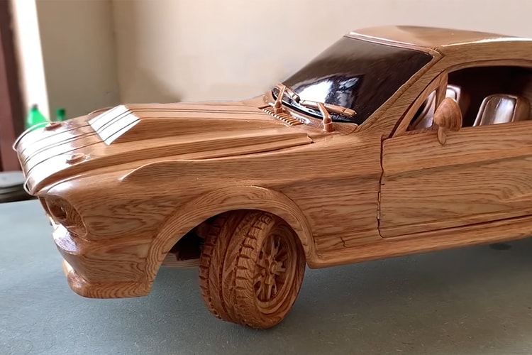 藝術家打造全木質 1967 Ford Mustang Shelby GT500 經典車款模型