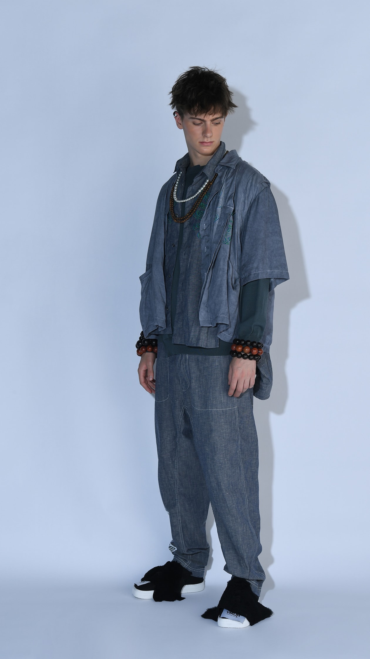 FASHIONALLY Collection #15 結合虛擬電腦動畫及真人時裝秀