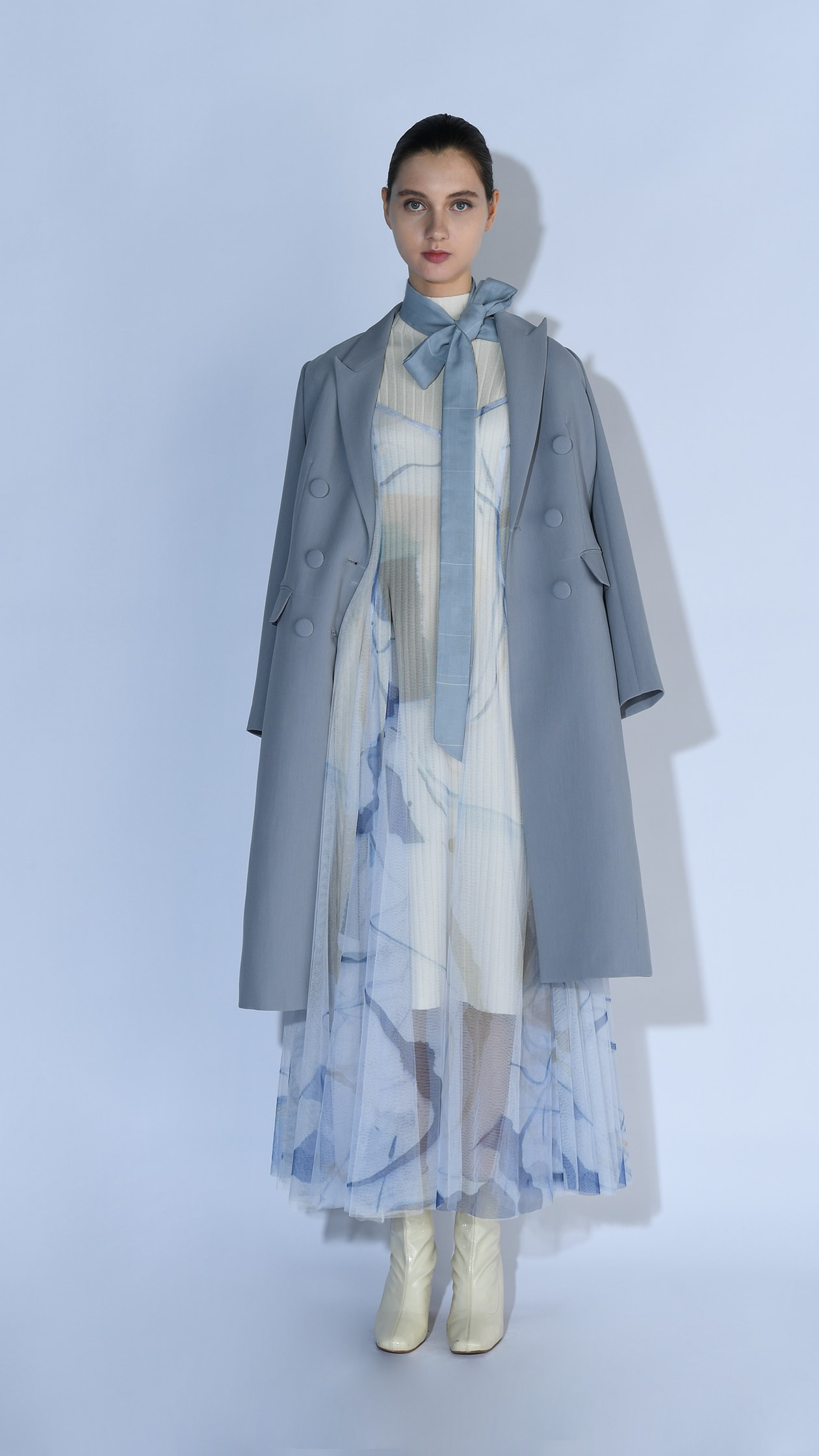 FASHIONALLY Collection #15 結合虛擬電腦動畫及真人時裝秀