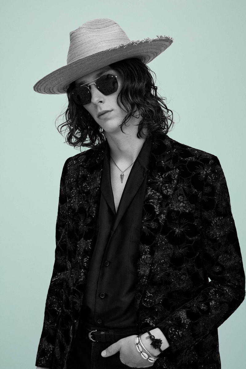 Saint Laurent 發佈 2021 春夏男裝系列大片