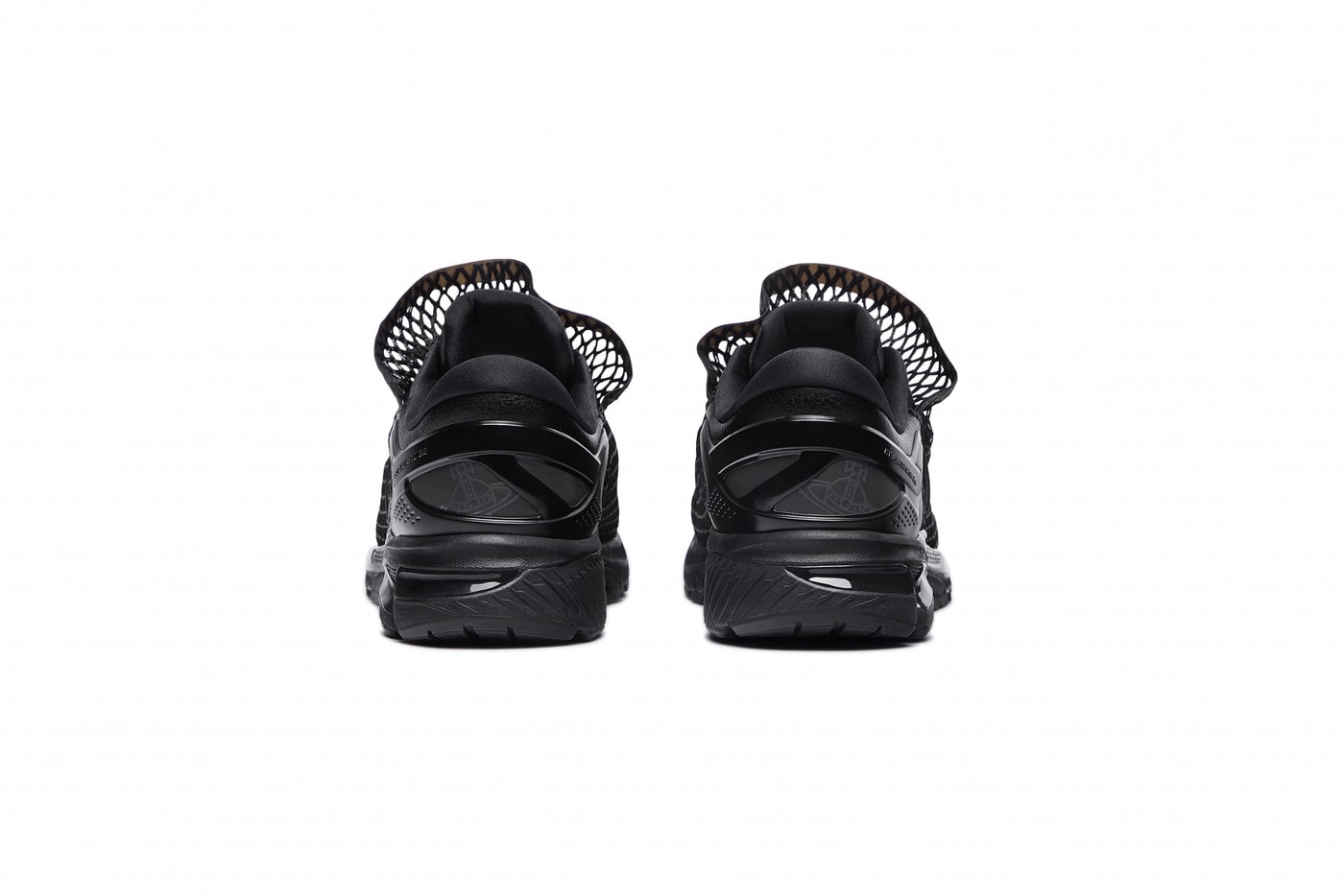 HBX 上架情報：Vivienne Westwood x ASICS 全新聯名鞋款 GEL-KAYANO 26 