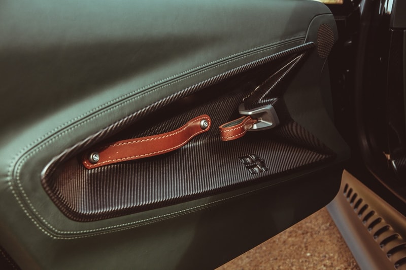 Aston Martin 客製化超跑 Victor 亮相，內裝圖輯同步公開