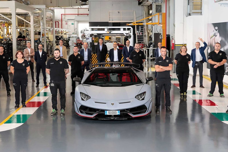 Lamborghini 人氣車型 Aventador 正式迎來發售 10,000 輛里程碑
