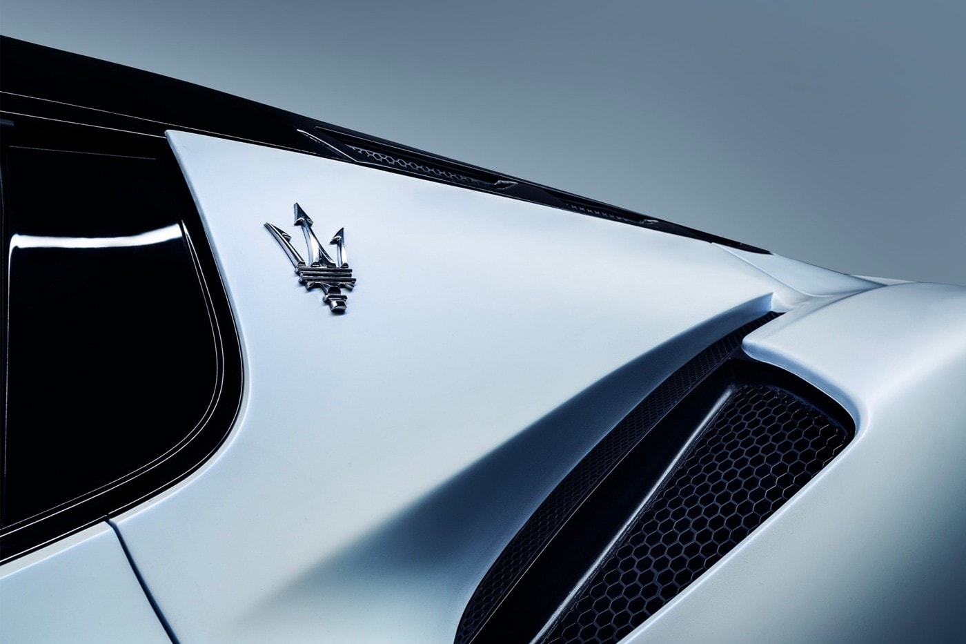 Maserati 正式發表全新超跑車型 MC20 