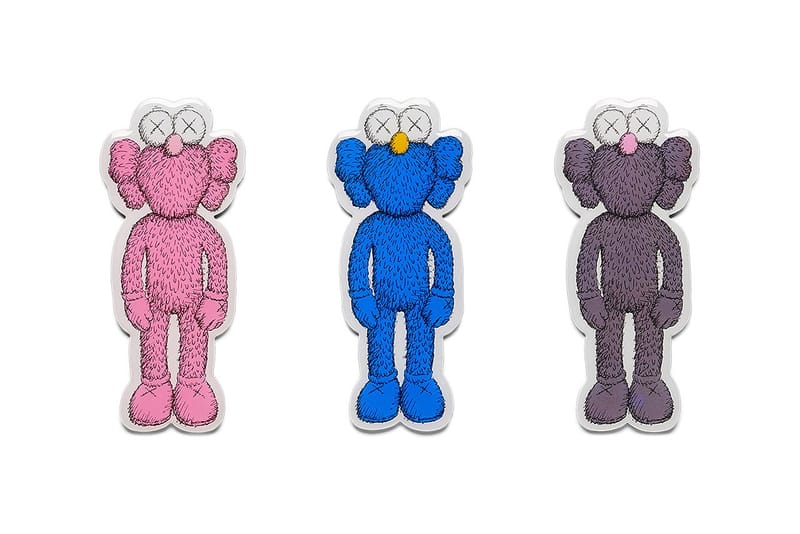 MoMA Design Store 推出全新 KAWS 周邊系列