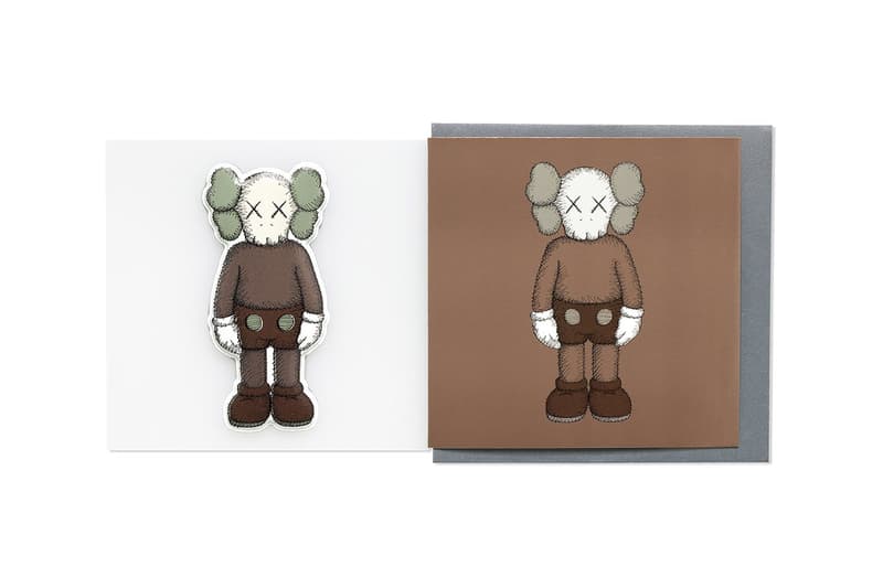 MoMA Design Store 推出全新 KAWS 周邊系列