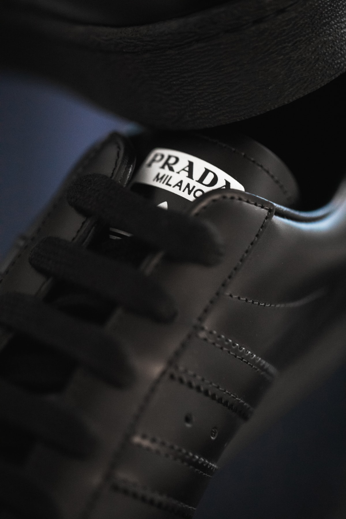 一覽 PRADA for adidas Superstar 聯乘鞋款細節