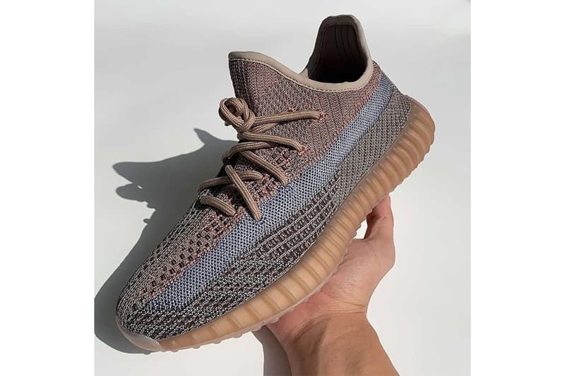 YEEZY BOOST 350 V2 最新配色「Yecher」實鞋率先曝光