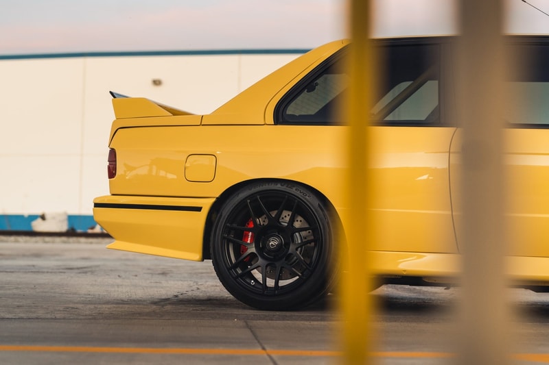 1989 年式樣 BMW E30 M3 改裝車款正式展開拍賣