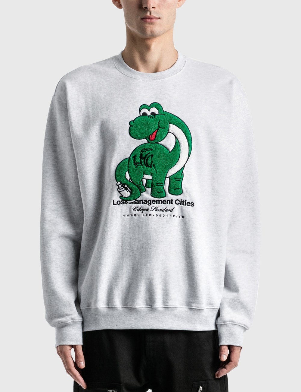 https%3A%2F%2Fhk.hypebeast.com%2Ffiles%2F2020%2F10%2Fbest-10-sweatshirt-picks-09.jpg?w=1600&cbr=1&q=90&fit=max