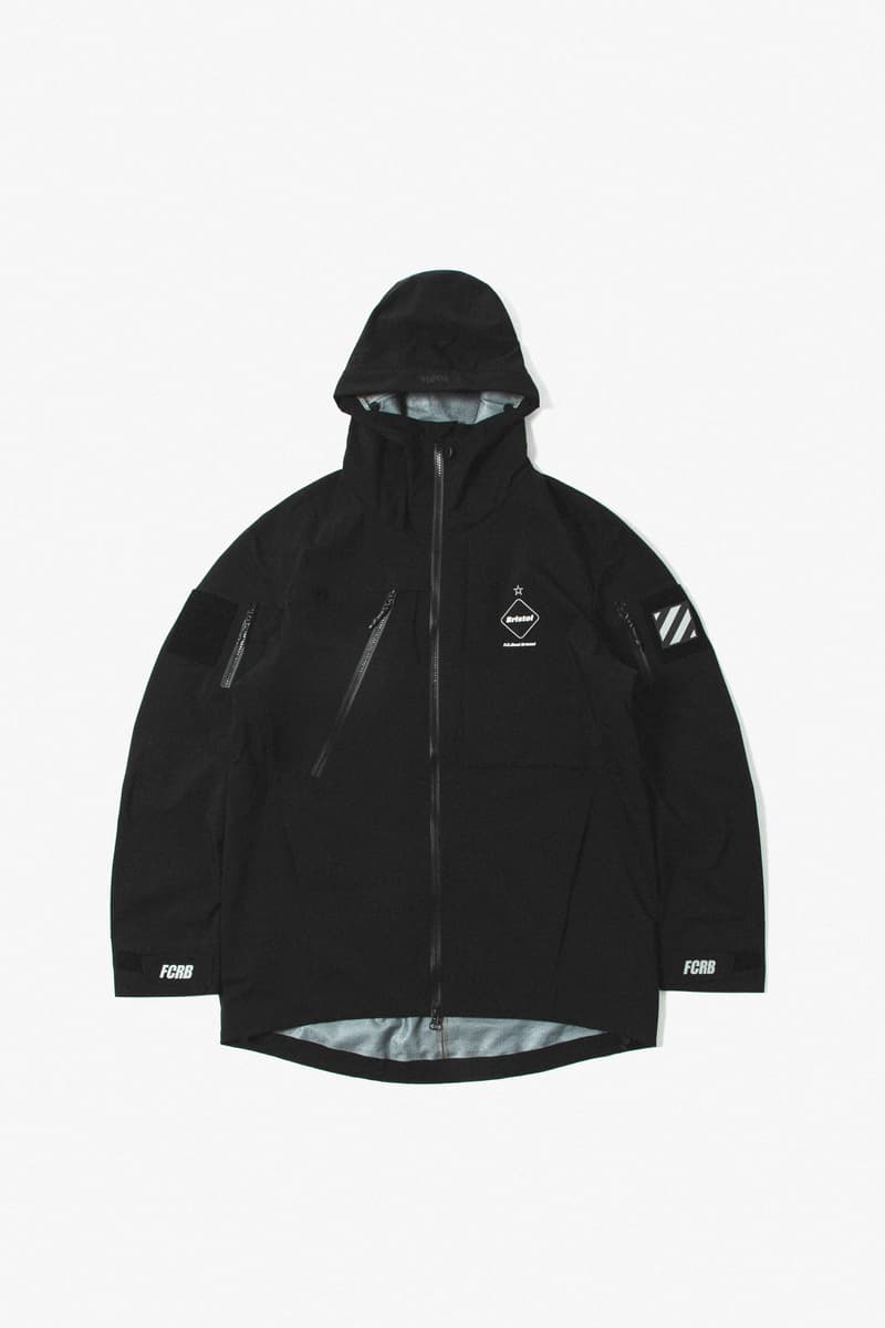 HBX 上架情報:F.C. Real Bristol x Helinox 聯乘系列