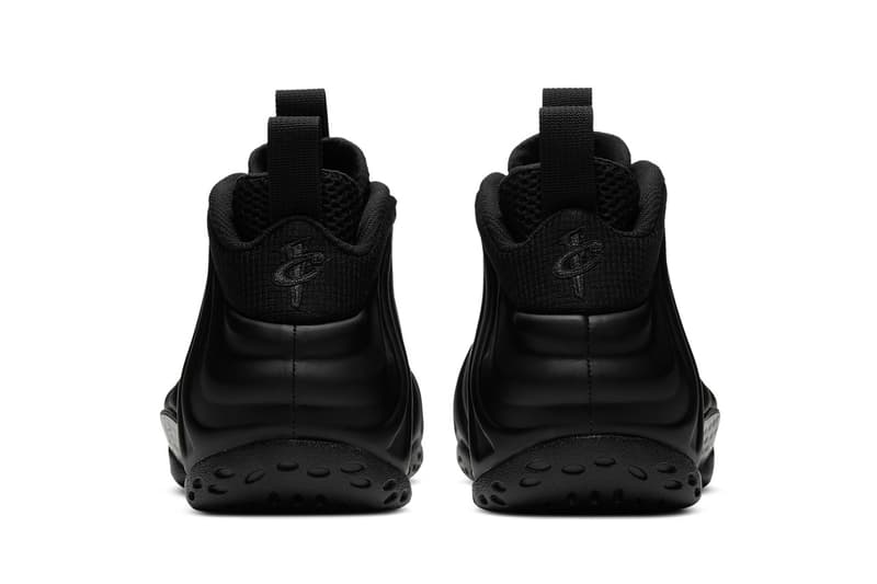 Nike Air Foamposite One 黑魂配色「Anthracite」即將復刻回歸