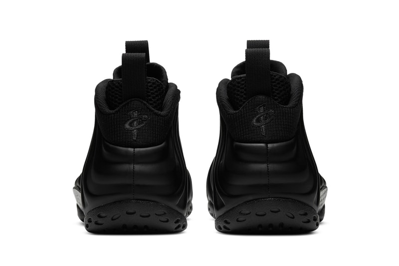 Nike Air Foamposite One 黑魂配色「Anthracite」即將復刻回歸