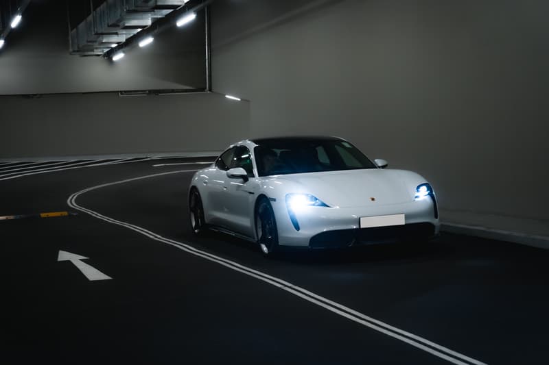 小心甩尾!試駕全新 Porsche 保時捷旗艦電能車 Taycan Turbo S