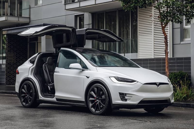 比利時駭客僅花費 90 秒即破解 Tesla Model X 門鎖